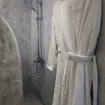 فيلة أمايا سليكشن أو فيلاز أويا