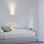 Amaya Selection Of Oia (Santorini)