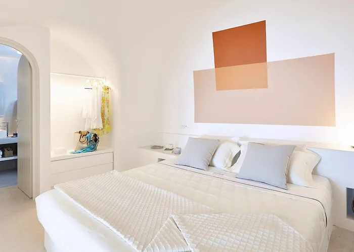 Amaya Selection Of Oia (Santorini)