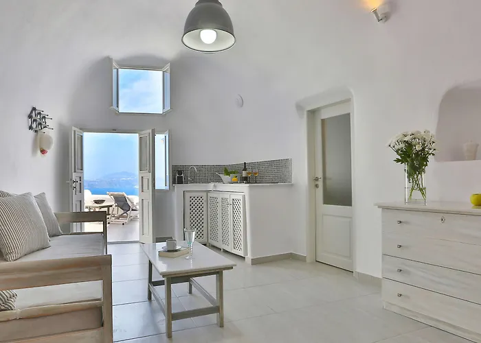 Amaya Selection Of Oia (Santorini)