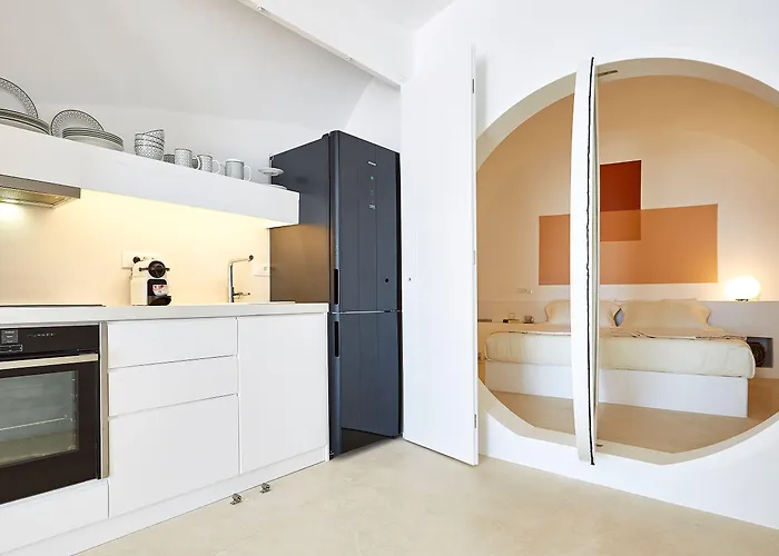 Amaya Selection Of Oia (Santorini)