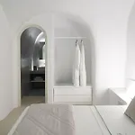 Amaya Selection Of * Oia