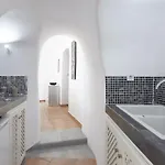 Amaya Selection Of Villa Oia (Santorini)