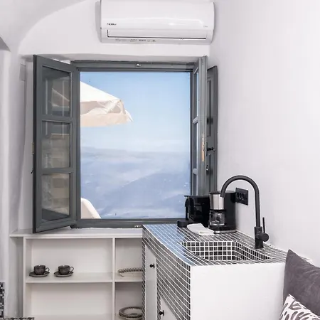 Amaya Selection Of Oia (Santorini)