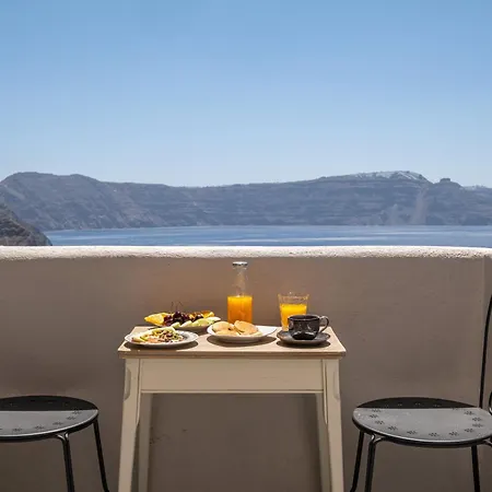 Amaya Selection Of Oia (Santorini)