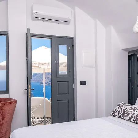 Amaya Selection Of Oia (Santorini)